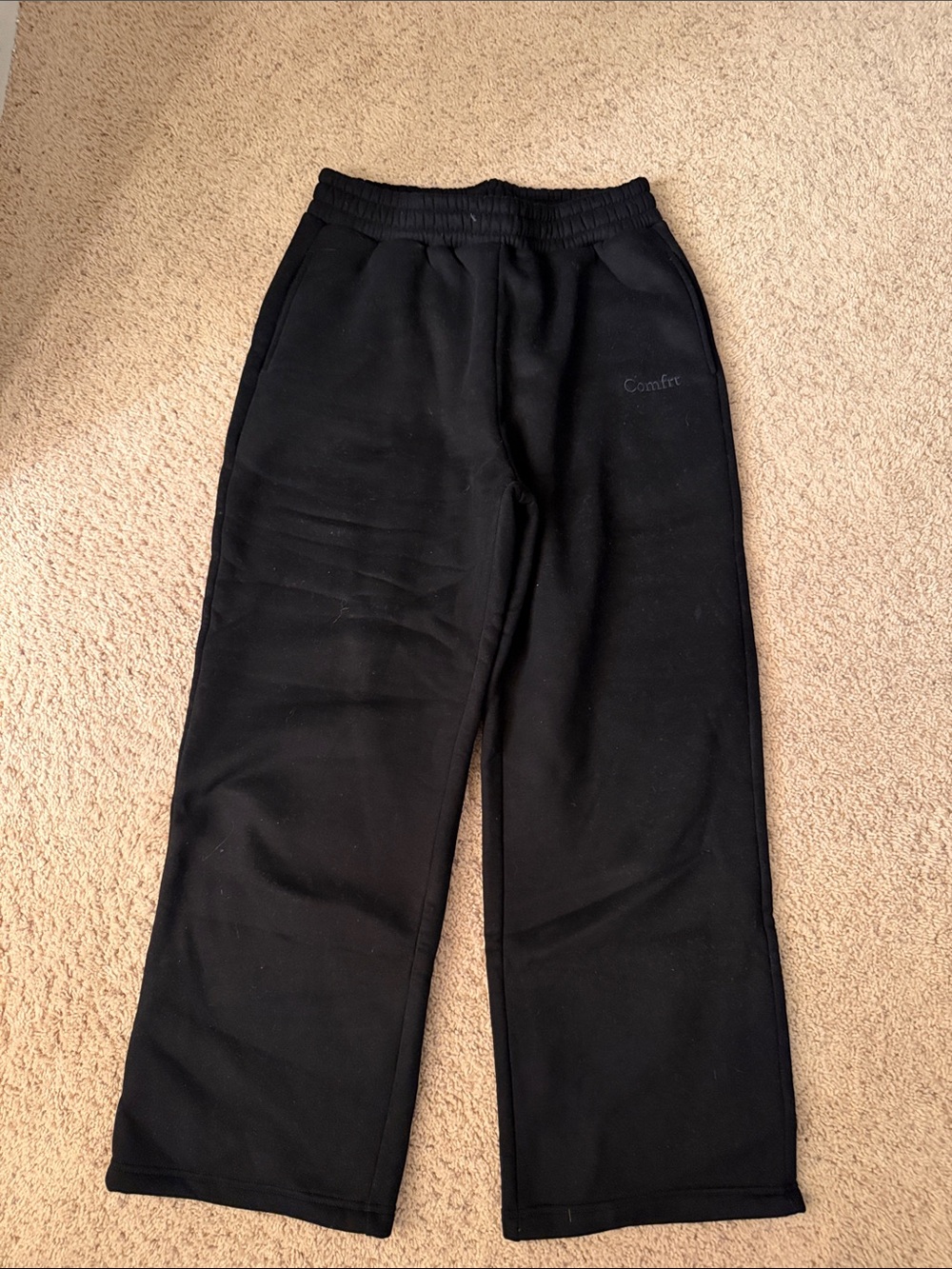 NWOT Comfrt Black Sweatpants